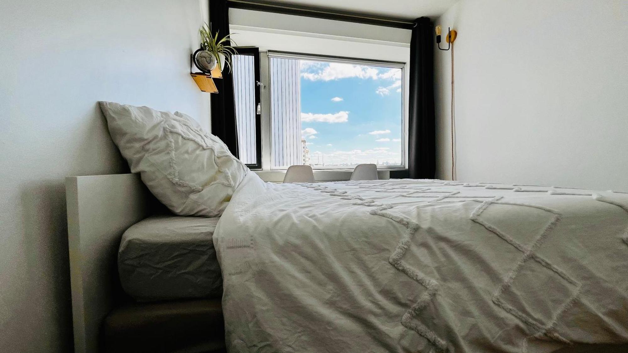 2 Private Bedrooms, Montparnasse Station Paris Exterior photo